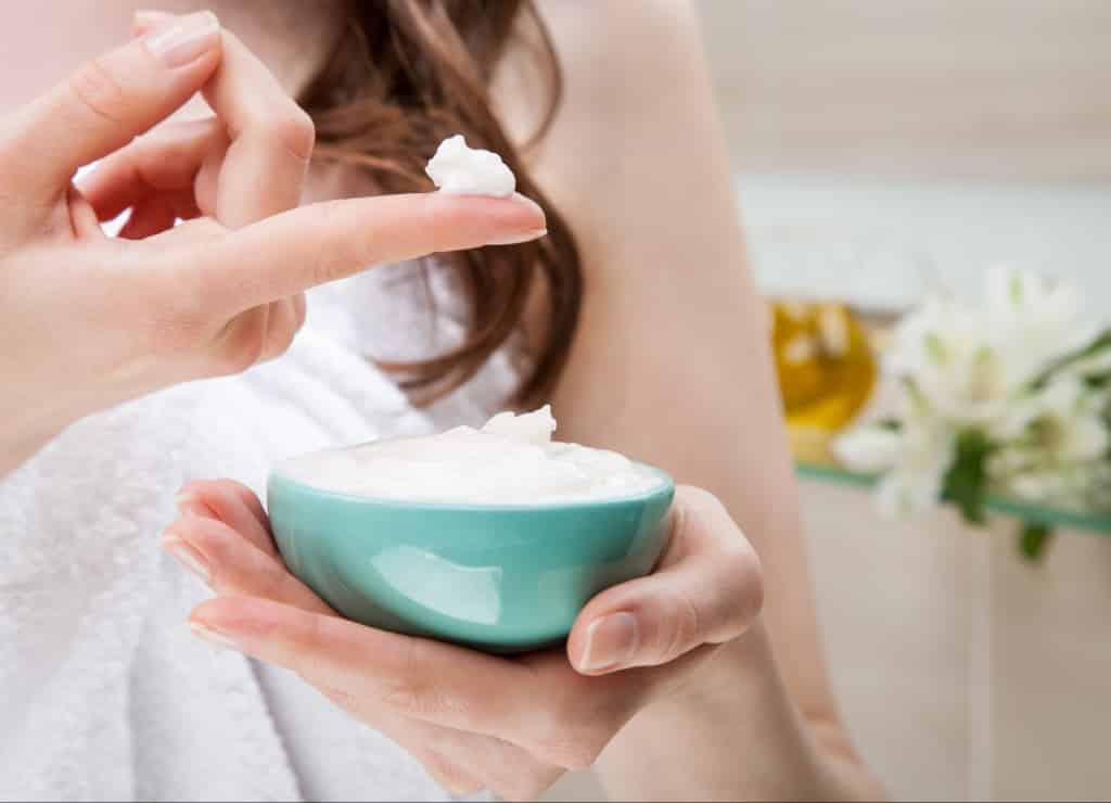 23 Best Pregnancy-Safe Face Moisturizers: Reviews & Buying Guide