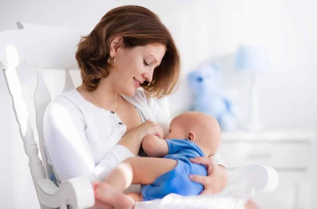 Best Postnatal Vitamins for Breastfeeding